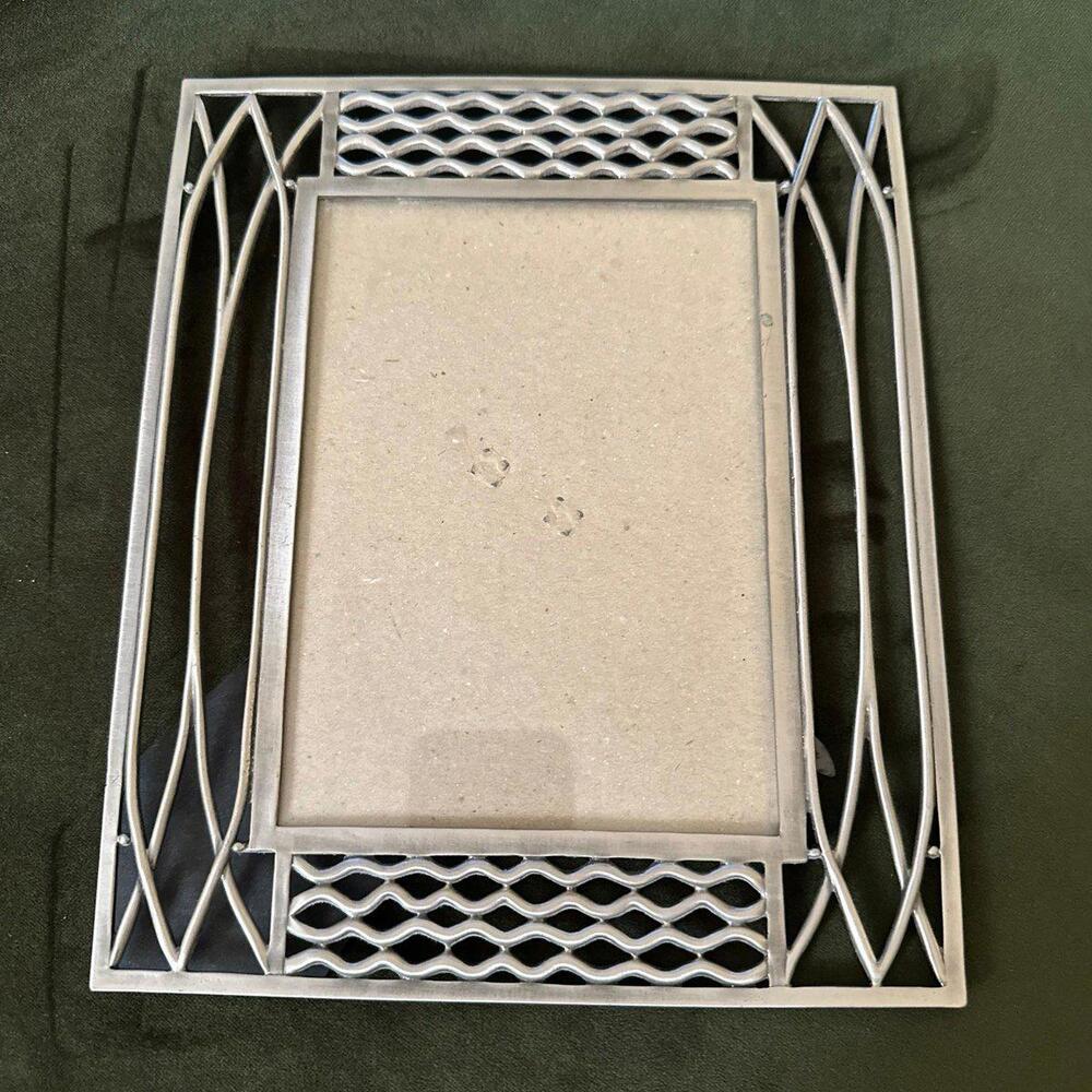 Vintage Metal Brushed Silver Frame